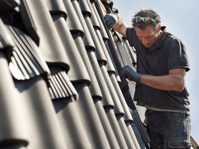 About Leaking Skylight Repair Pros Fairbury, NE